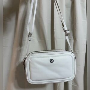 lululemon athletica White Crossbody Camera Bag with Silver Logo